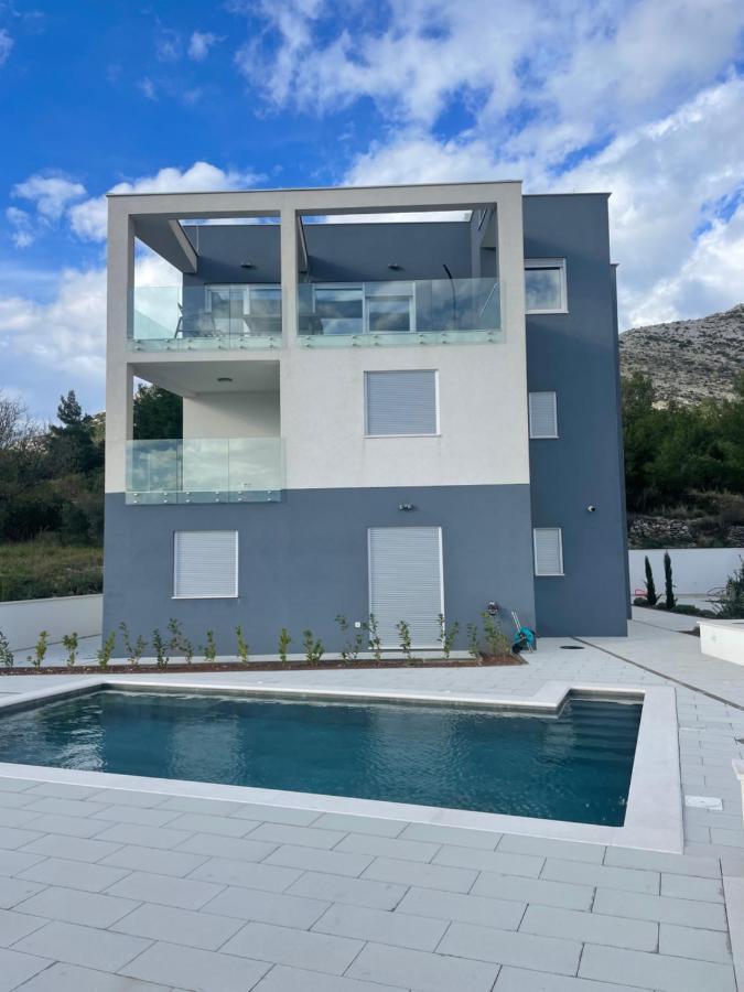 Villa Bofor Kuciste Eksteriør billede