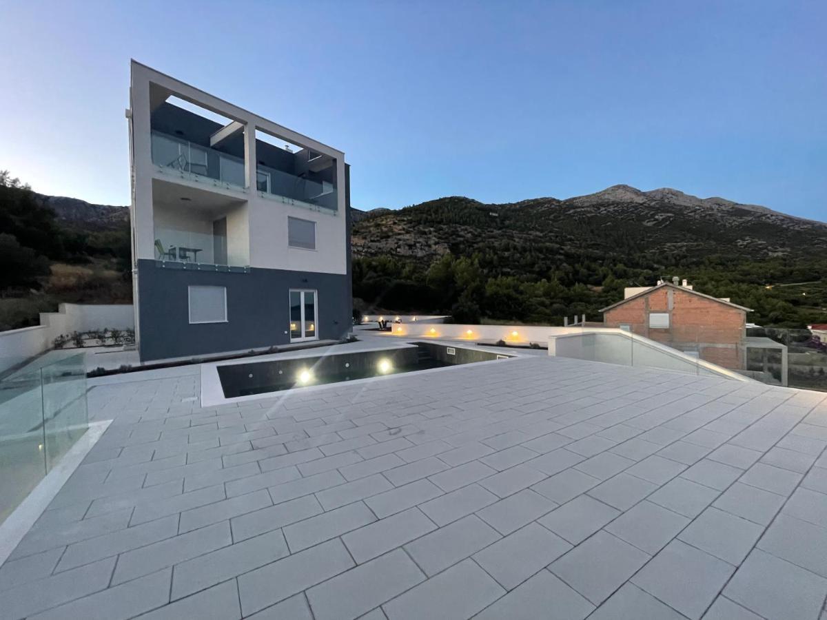 Villa Bofor Kuciste Eksteriør billede