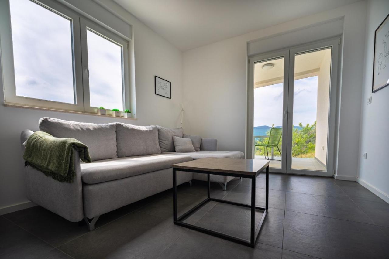 Villa Bofor Kuciste Eksteriør billede